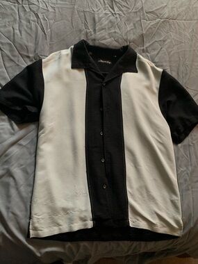 Black & White Short-Sleeve Bowling Shirt